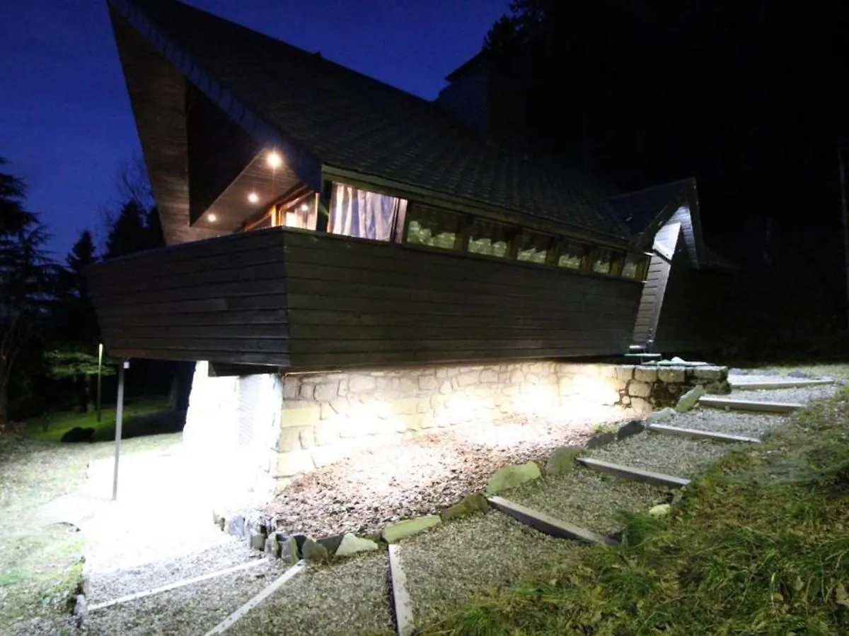 Mont-Dore : Chalet Agreable Avec Wifi Pour 9 Personnes - Fr-1-608-88